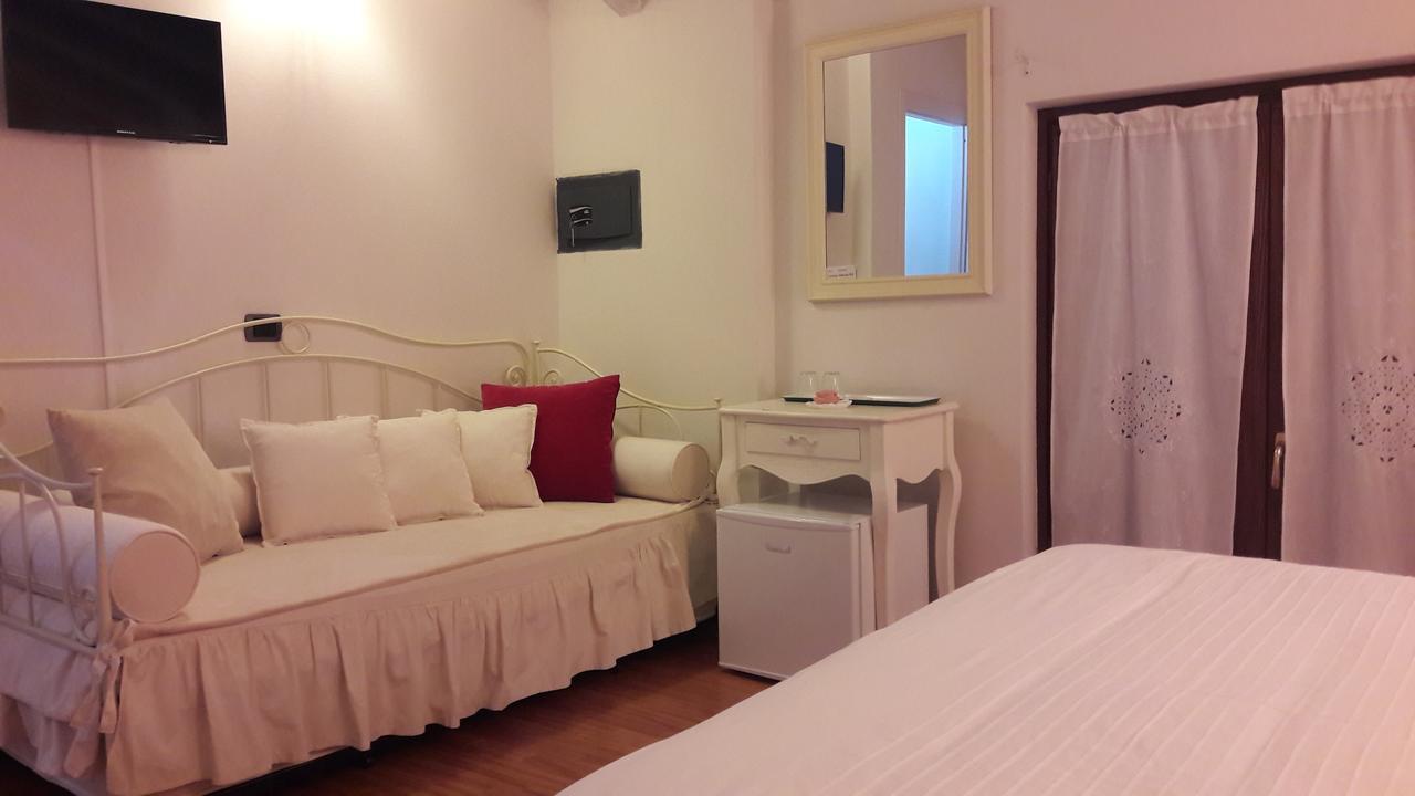לקו B&B Como Lake Cottage מראה חיצוני תמונה