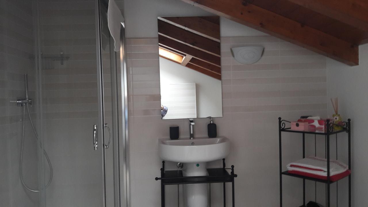 לקו B&B Como Lake Cottage מראה חיצוני תמונה