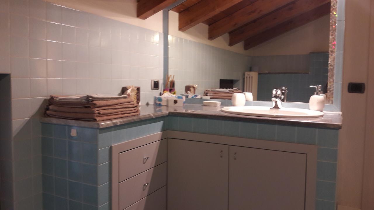 לקו B&B Como Lake Cottage מראה חיצוני תמונה